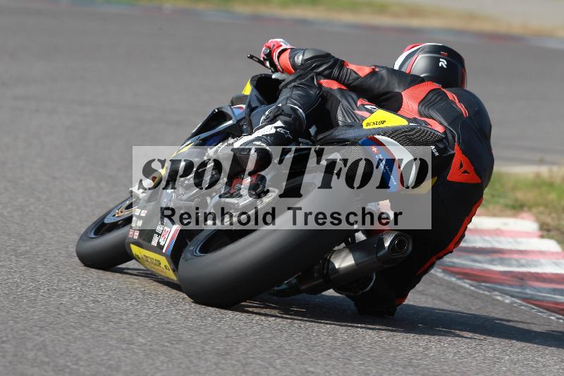 /Archiv-2022/12 22.04.2022 Discover the Bike ADR/Race 3/backside